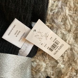 New York & Co scarf, and gloves set Black